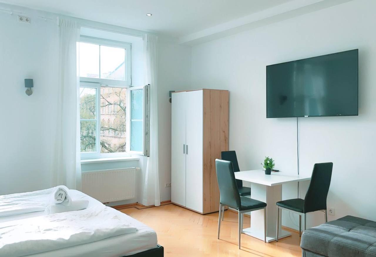 Deluxe Rooms In Keplerplatz Viena Exterior foto